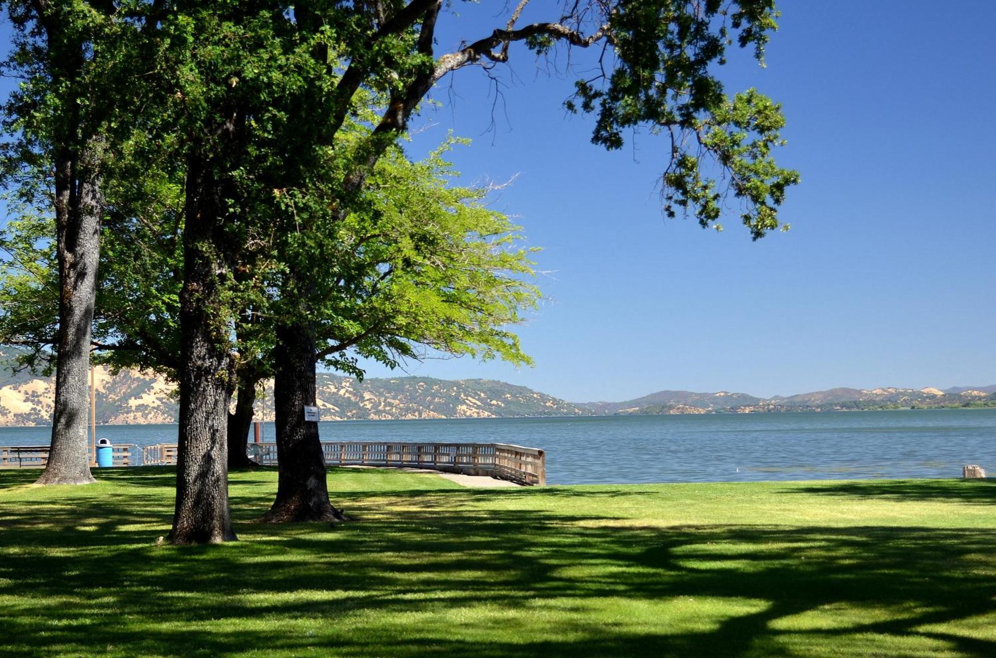Lakeport Skylark Shores Resort מראה חיצוני תמונה
